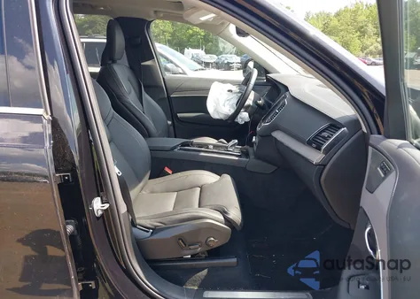 2025 Volvo Xc90 B6 Ultra from USA, damaged, VIN YV4062PFXS1346720